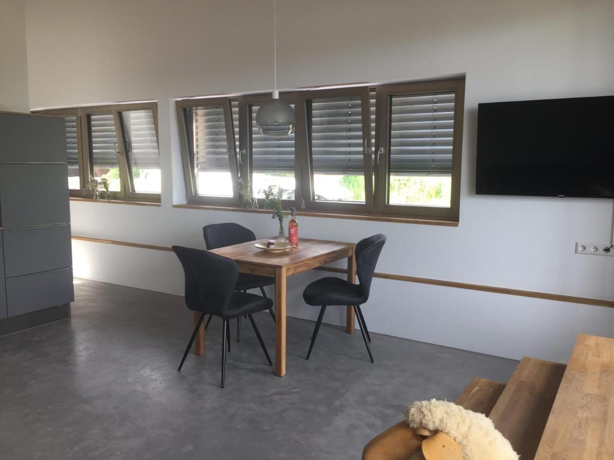 Apartamento Ferien- Und Winzerhof Simon Friburgo de Brisgovia Exterior foto